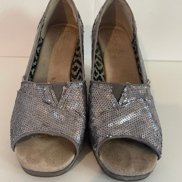 Toms Silver Sequin Wedge - Picture 3 of 3